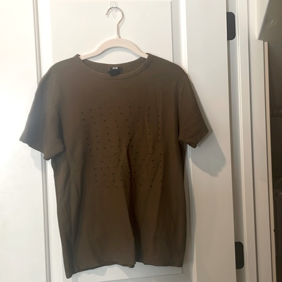 H&M Graphic T-Shirt - Small - Picture 1 of 2